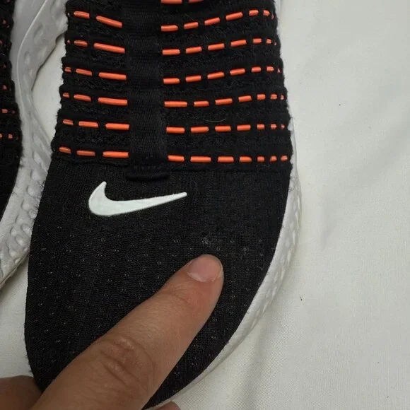 Nike React Phantom Run Flyknit Premium Womens 9 Lightweight Running Shoes - Picture 4 of 9